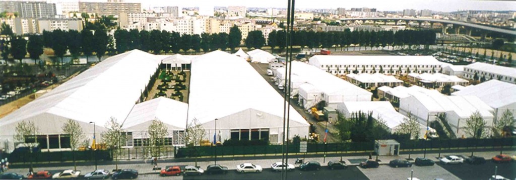villages d’hospitalité : Coupe du Monde de football 1998 - (1024 × 358)